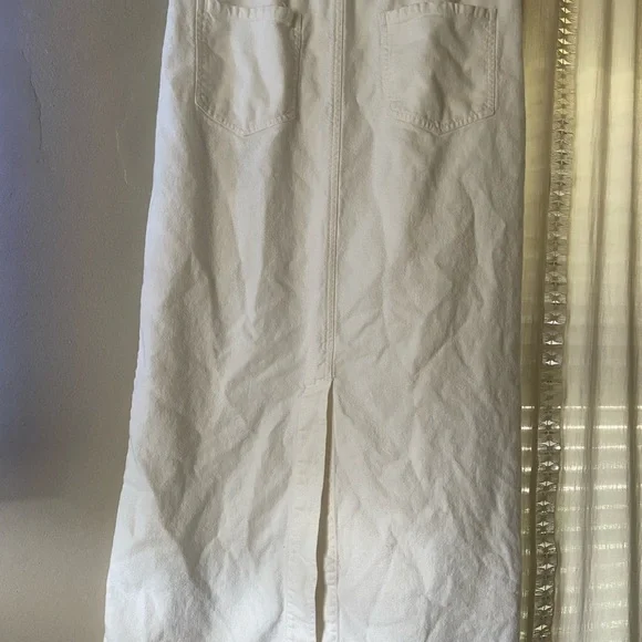 John Galt White Maxi Skirt - Picture 2 of 4
